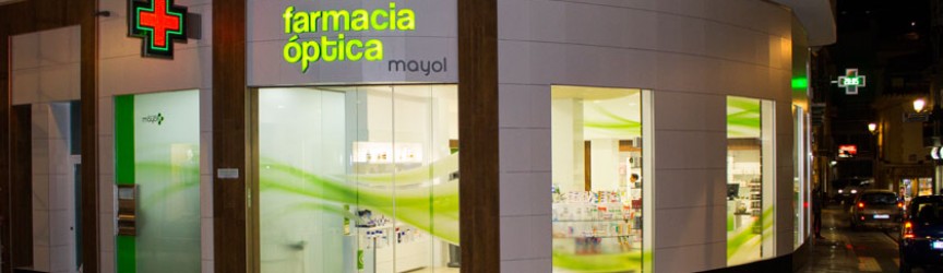 Vinilos decorativos en todas las secciones de Mayol Farmacia-óptica