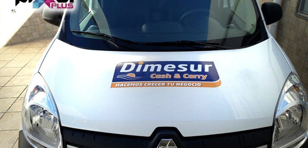 Furgoneta Dimesur, Montaje y Rotulación por Pixel Plus Estudio Gráfico