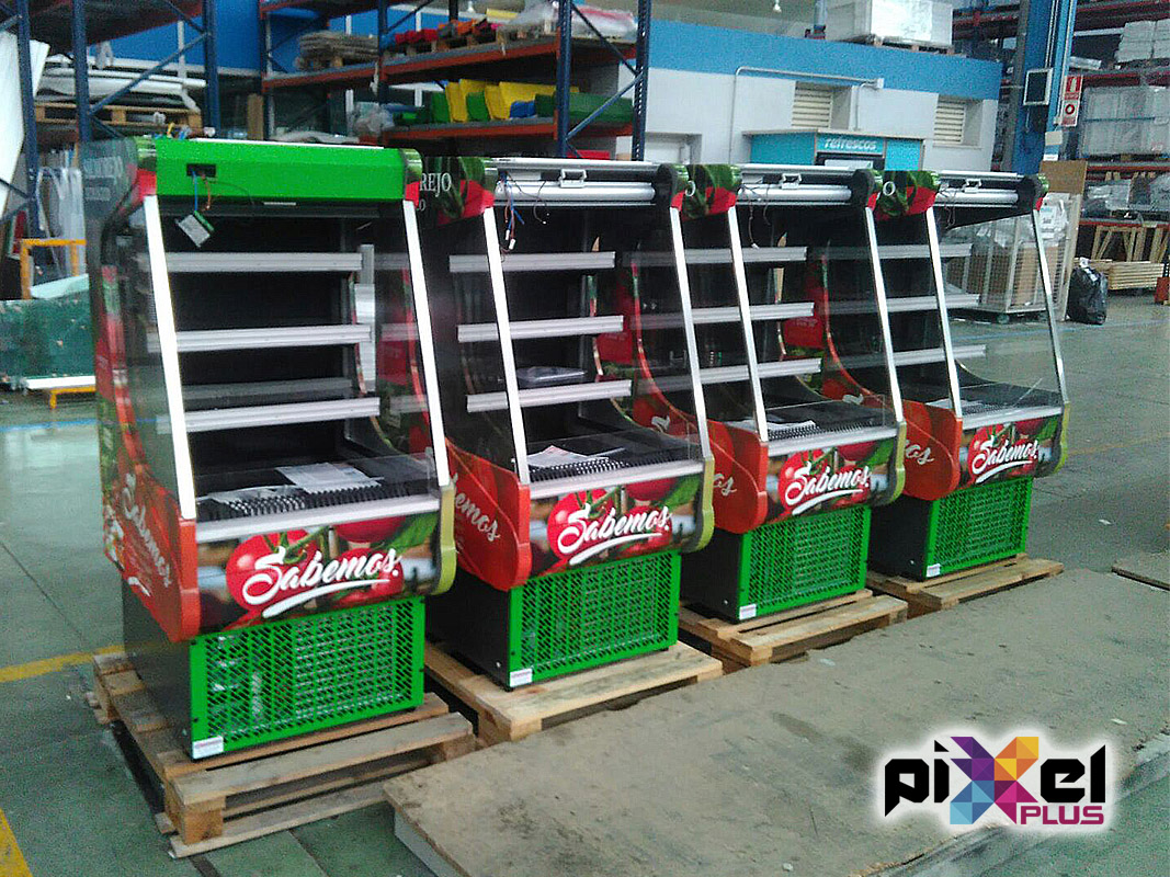 Portfolio de "Biosabor-Infrico, Impresión Digital, Montaje y Rotulación por Pixel Plus Estudio Gráfico"