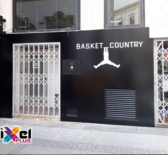 Cambio de fachada Basket Country
